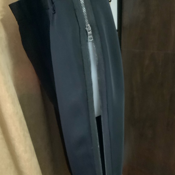 Ladies Pant - Picture 2 of 6